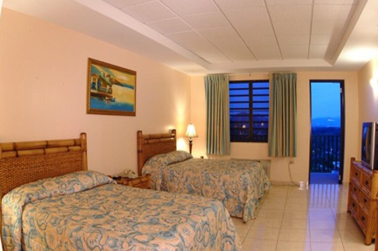 Fajardo Inn Екстериор снимка