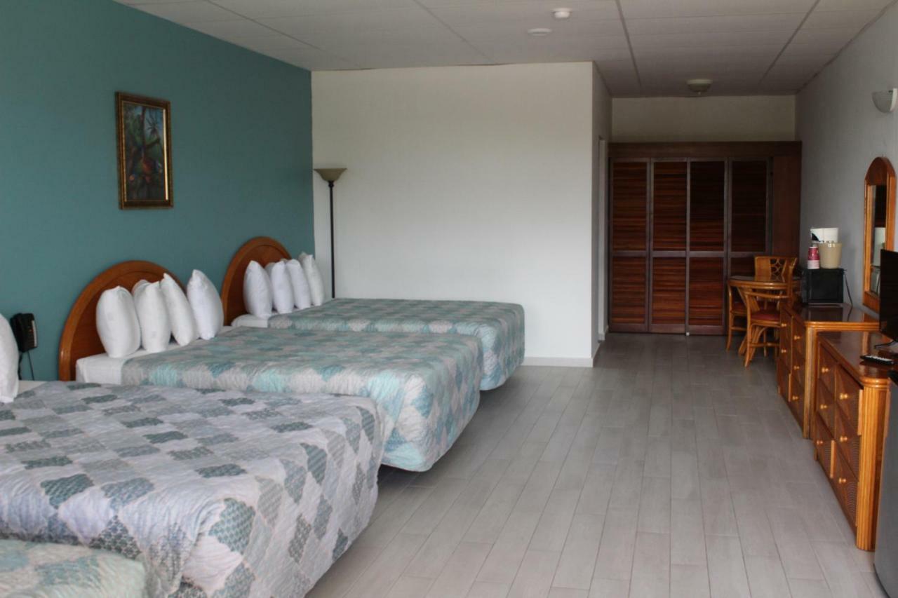 Fajardo Inn Стая снимка